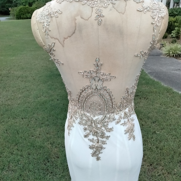 ED YOUNG FORMAL LONG DRESS SZ XS IVORY/GOLD Elegant Sexy after 5 - Picture 3 of 8